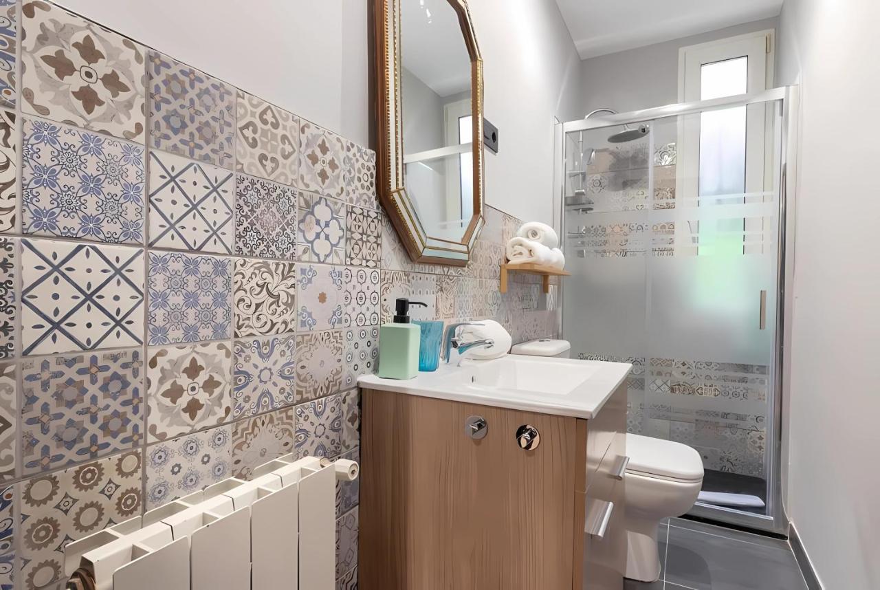 Bilbao Urban City Apartment Bagian luar foto
